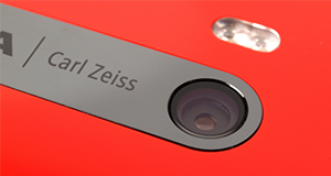 Смартфоны Nokia вернутся к оптике Zeiss
