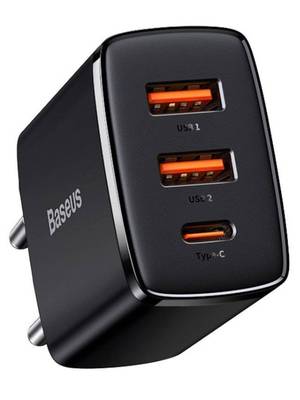 Сетевое зарядное Baseus Compact Quick Charger 2U+C 30W черный Сетевое зарядное Baseus Compact Quick Charger 2U+C 30W