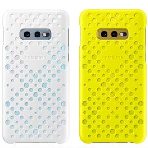 Чехол Samsung Pattern Cover для Galaxy S10e EF-XG970CWEGRU