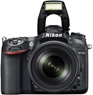 Nikon D7100 18-140