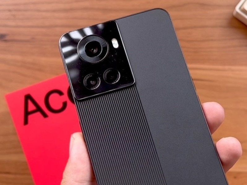 Блок камер OnePlus Ace 