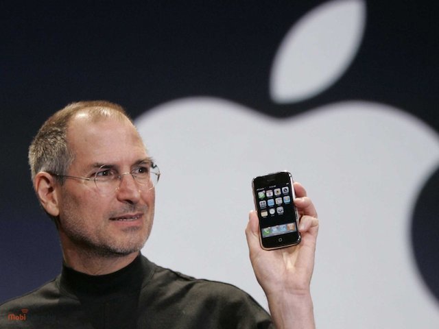 Стив Джобс на премьере первого iPhone