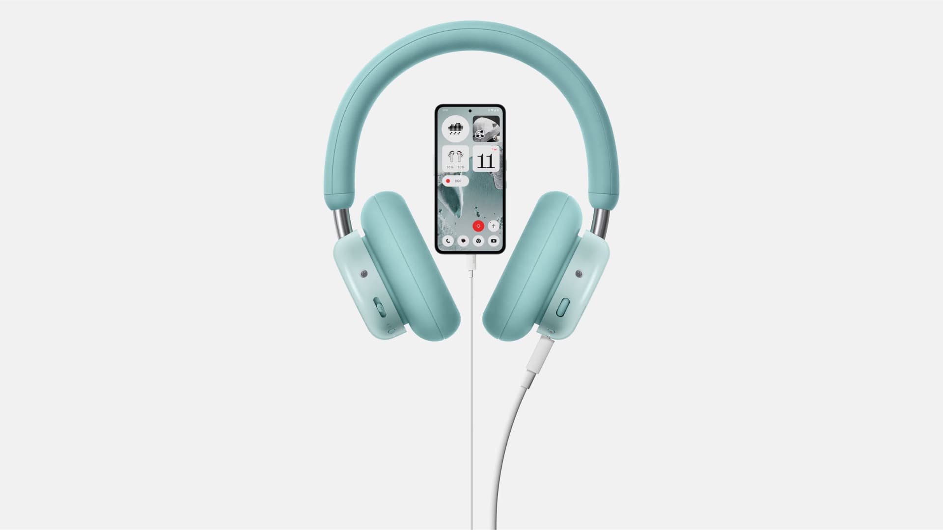 CMF Headphone Pro с телефоном