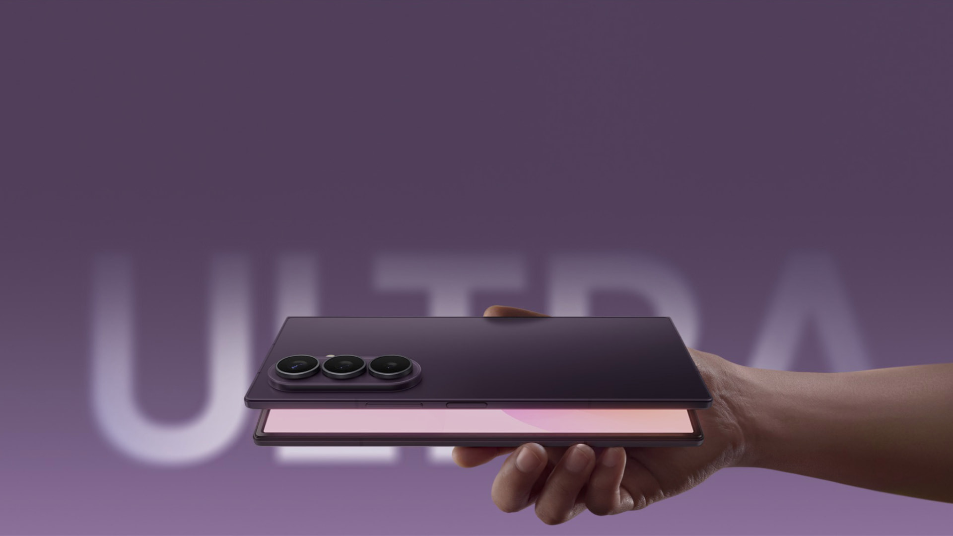 Galaxy Z Fold8 Ultra промо