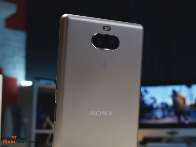 Sony Xperia 10 обзор
